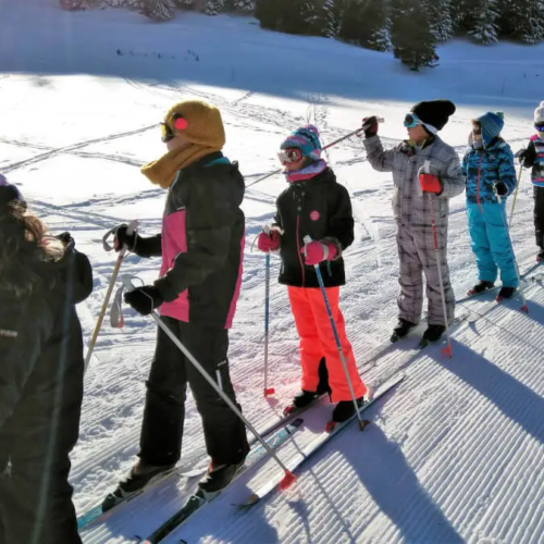 Classe de découvertes Neige au centre Le Bien Veillant à l'Alpe du Grand Serre en Isère (38)