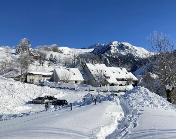 Centre de vacances, gîte de groupe Le Bien Veillant à l'Alpe du Grand Serre en Isère (38)