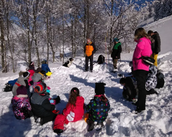 Découverte du métier de pisteur - Classe de neige - Classes de découvertes - Centre Le Bien Veillant dans les Alpes (38)