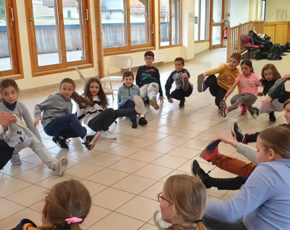 Danse et hip-hop - Classe rousse - Classes de découvertes - Centre Le Bien Veillant dans les Alpes (38)