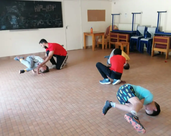 Danse et hip-hop - Classe rousse - Classes de découvertes - Centre Le Bien Veillant dans les Alpes (38)