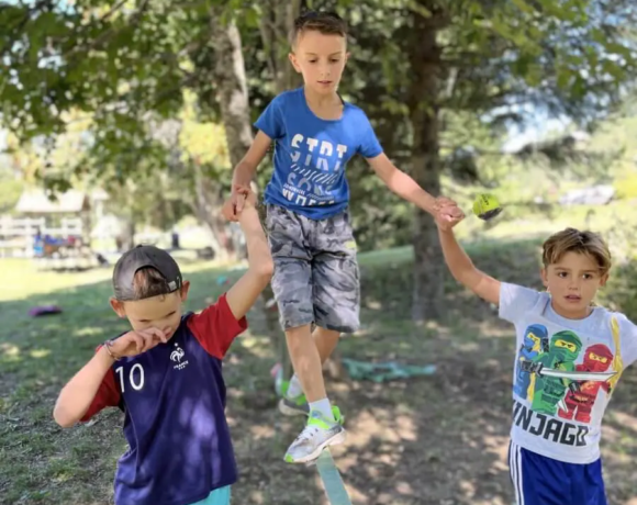 Slack line - Colo Multi-fun - Colonies de vacances - Centre Le Bien Veillant dans les Alpes (38)