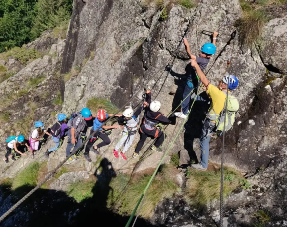 Via-ferrata - Colonies de vacances et classes de découvertes - Centre Le Bien Veillant dans les Alpes (38)