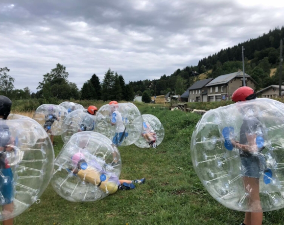 Bubble foot, colo été, colo montagne, colo isère